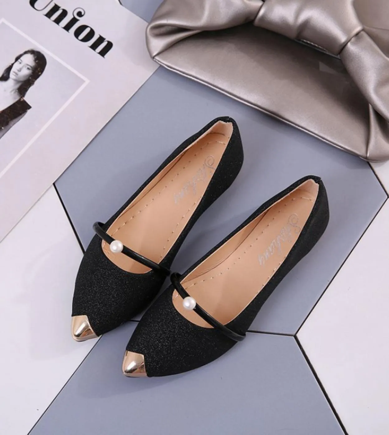 2023 Estate Nuove Scarpe da Donna Scarpe a Punta Scarpe Basse Bocca Superficiale Singole Scarpe da Sposa Scarpe da Sera Delle Do