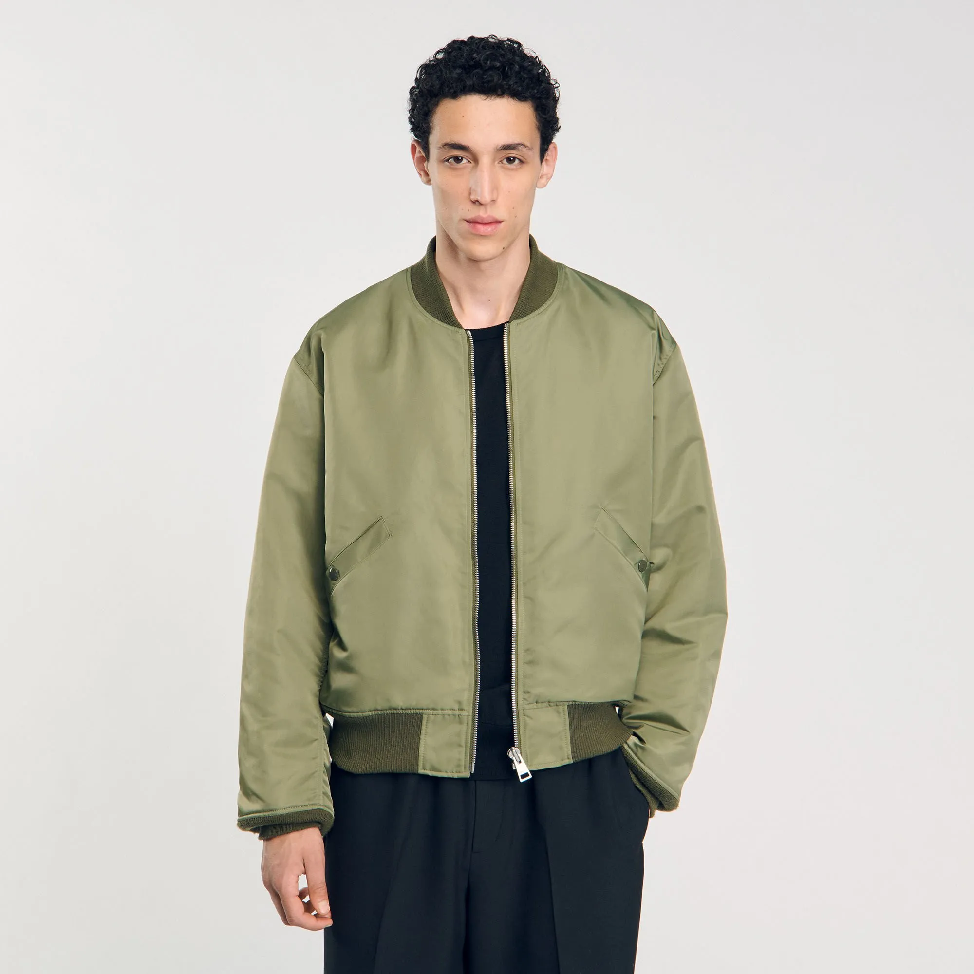 Bomber con zip