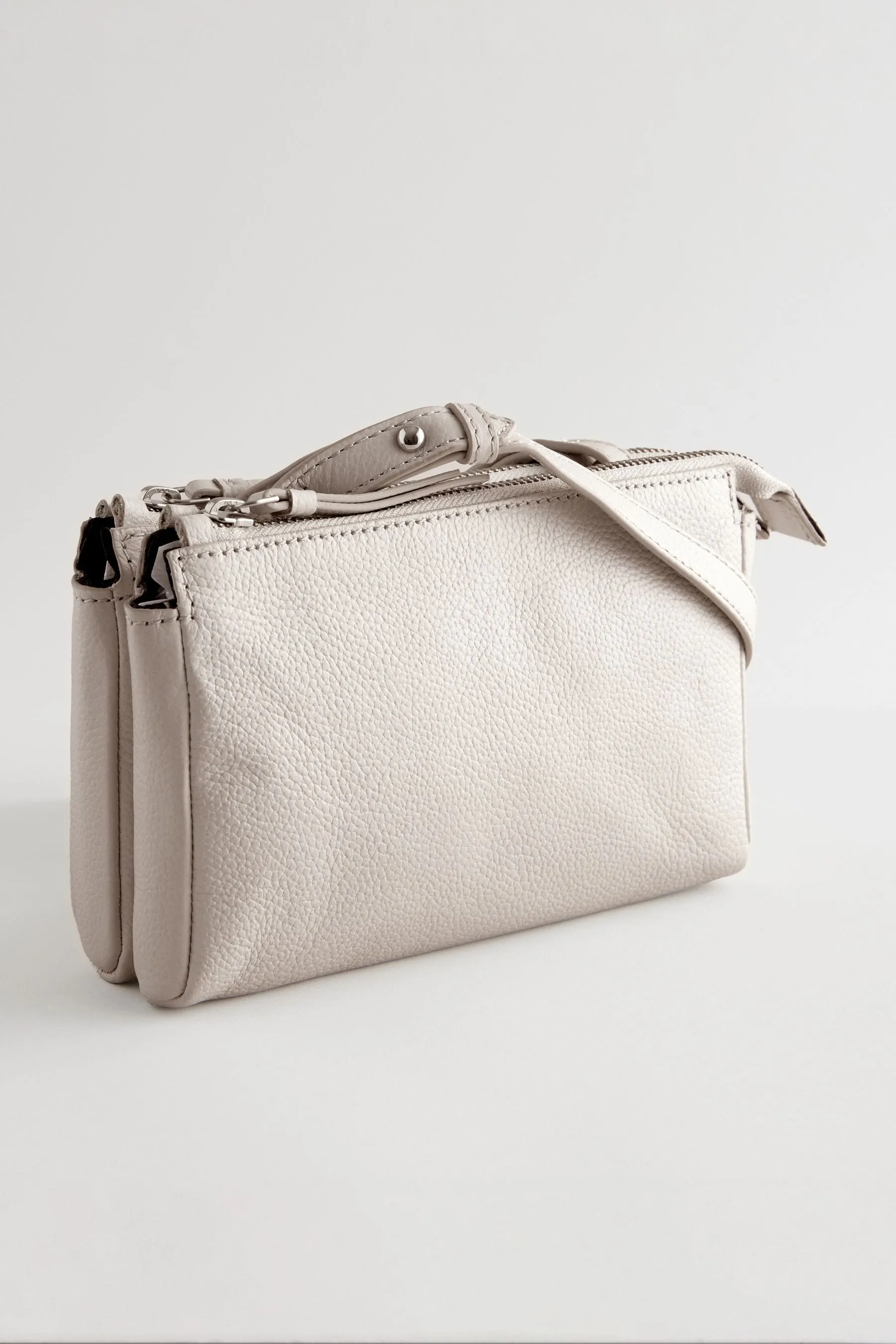 Borsa a tracolla piccola in pelle con zip