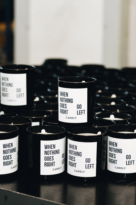 Candly candele profumate di soia Inhale the future/Exhale the past