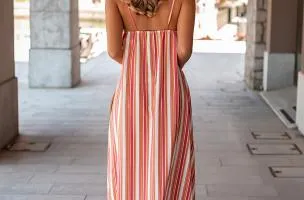 Elegante maxi abito con stampa a righe, multicolor