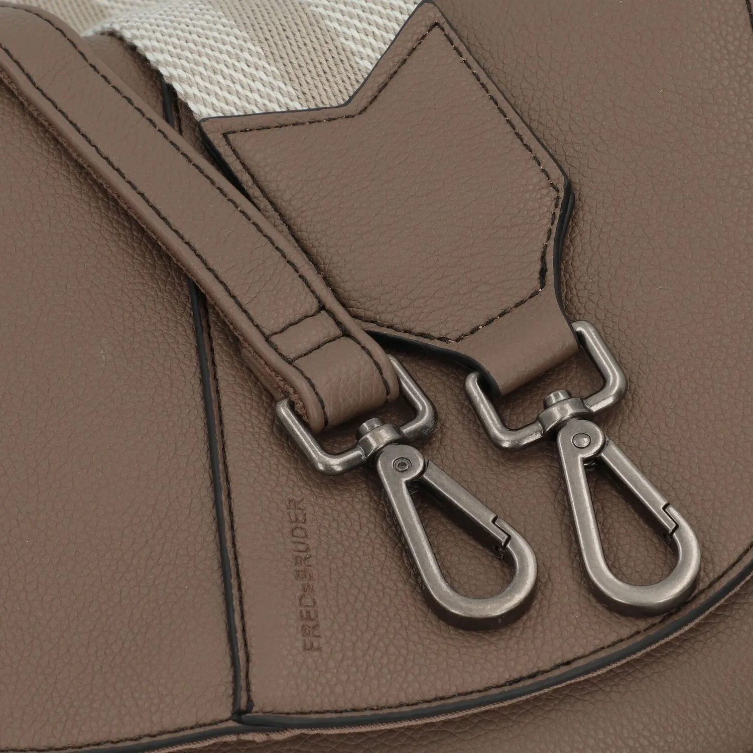 FredsBruder Bestie Borsa a tracolla Pelle 26 cm