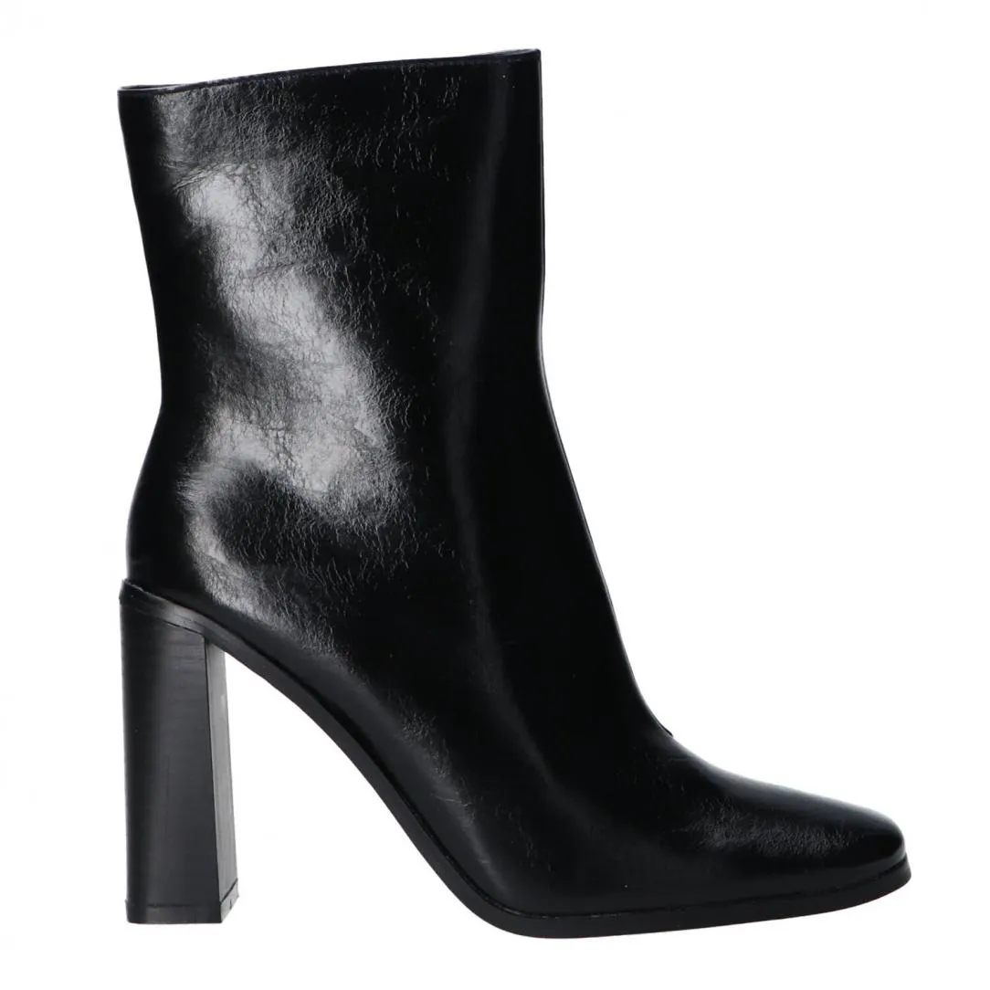 GD682 Nero