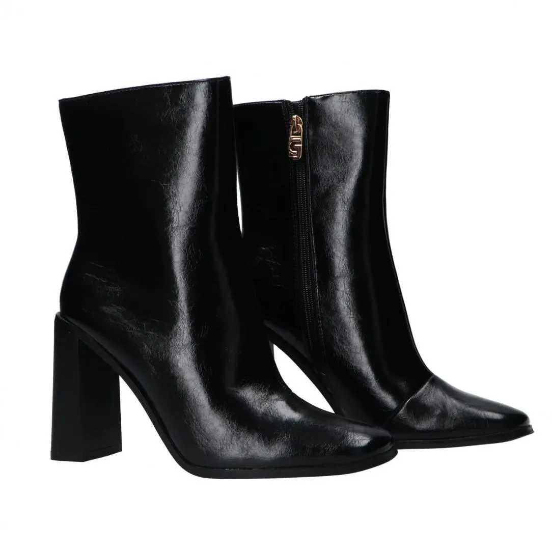 GD682 Nero
