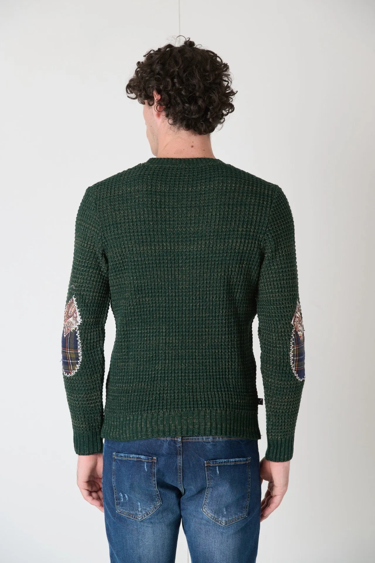 Maglione Girocollo Perlato Verde con Toppe Ricamate in Tessuto V2