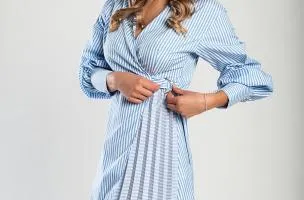 Mini abito con stampa a righe, di colore azzurro