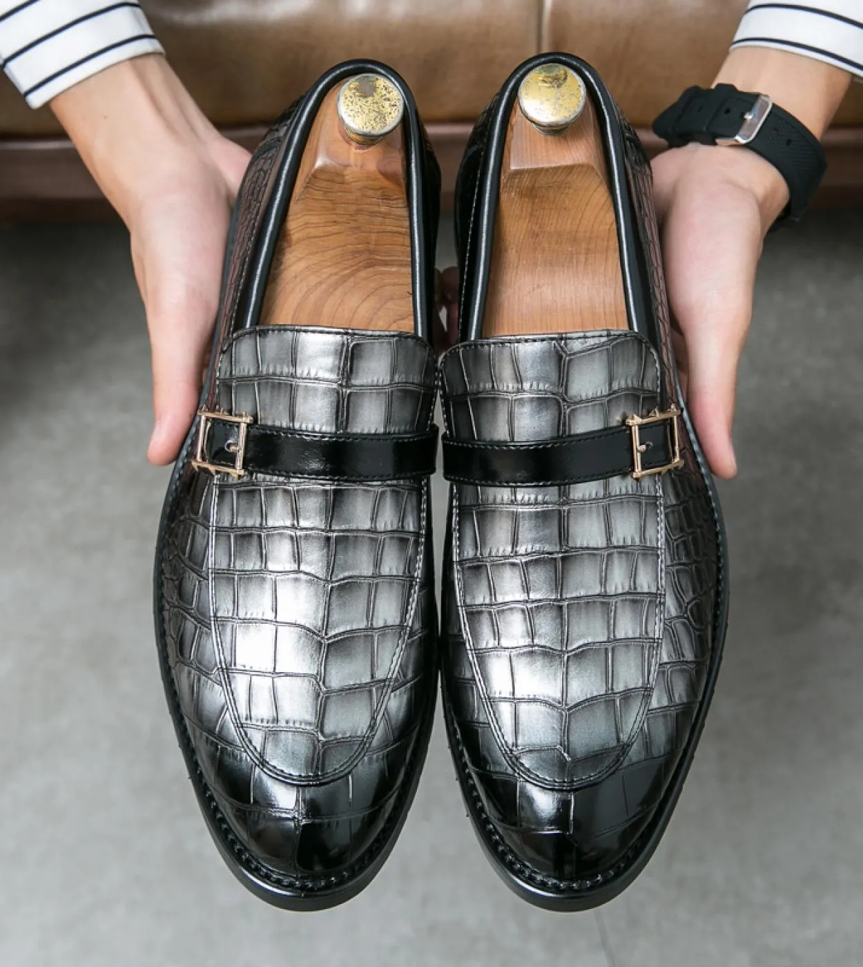 Mocassini da guida in pelle Scarpe da sposa in pelle Scarpe da uomo in pelle a punta casual