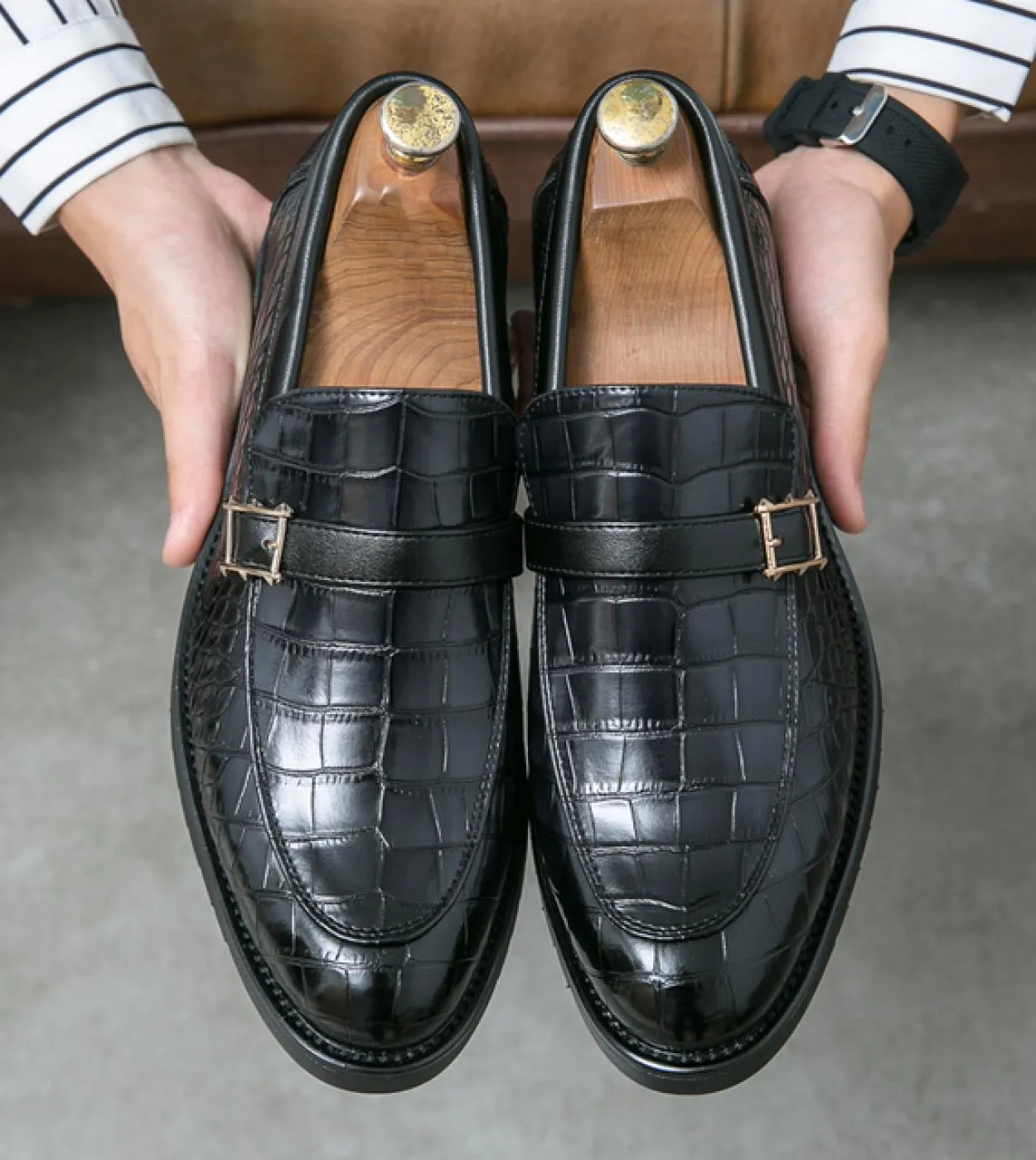 Mocassini da guida in pelle Scarpe da sposa in pelle Scarpe da uomo in pelle a punta casual