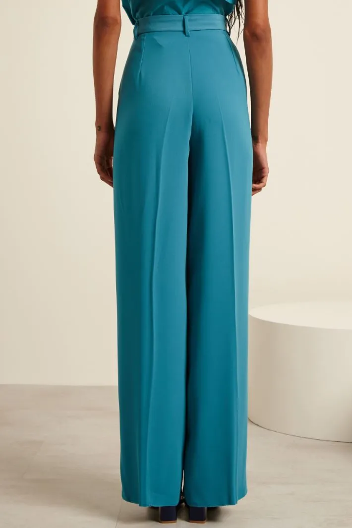 Pantaloni in enver satin