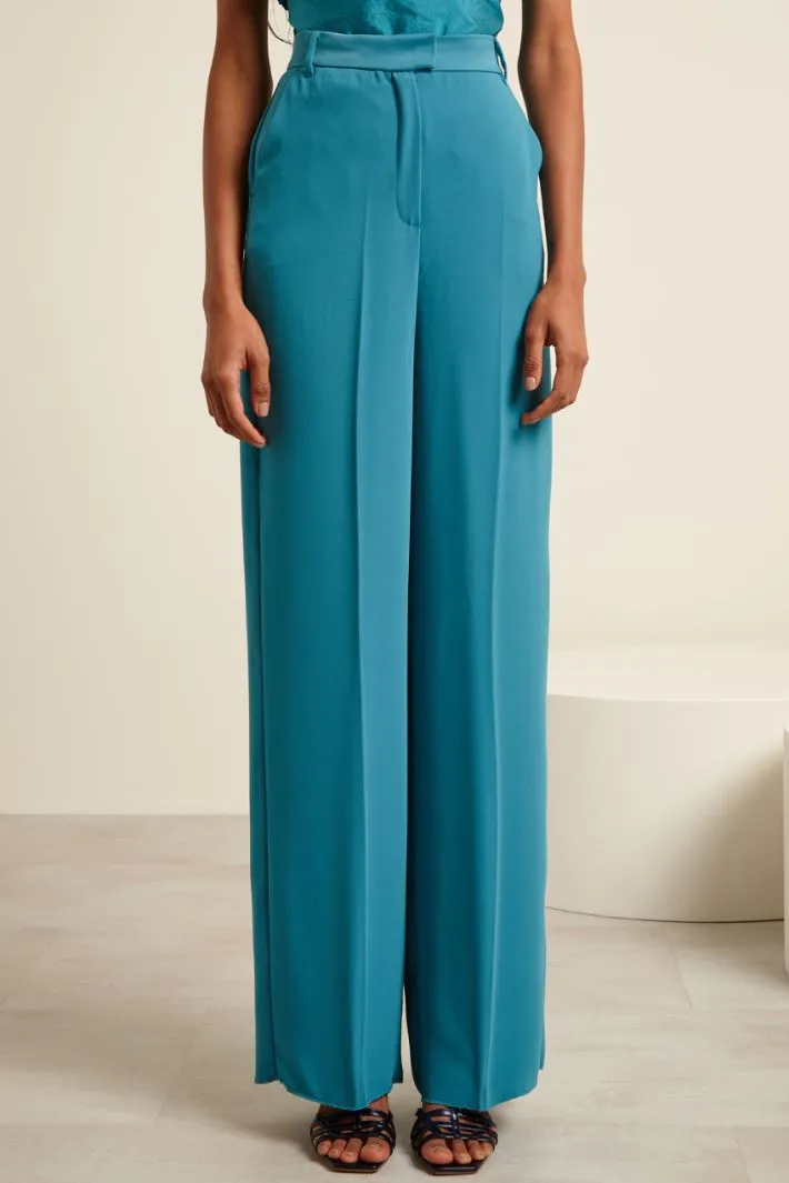 Pantaloni in enver satin