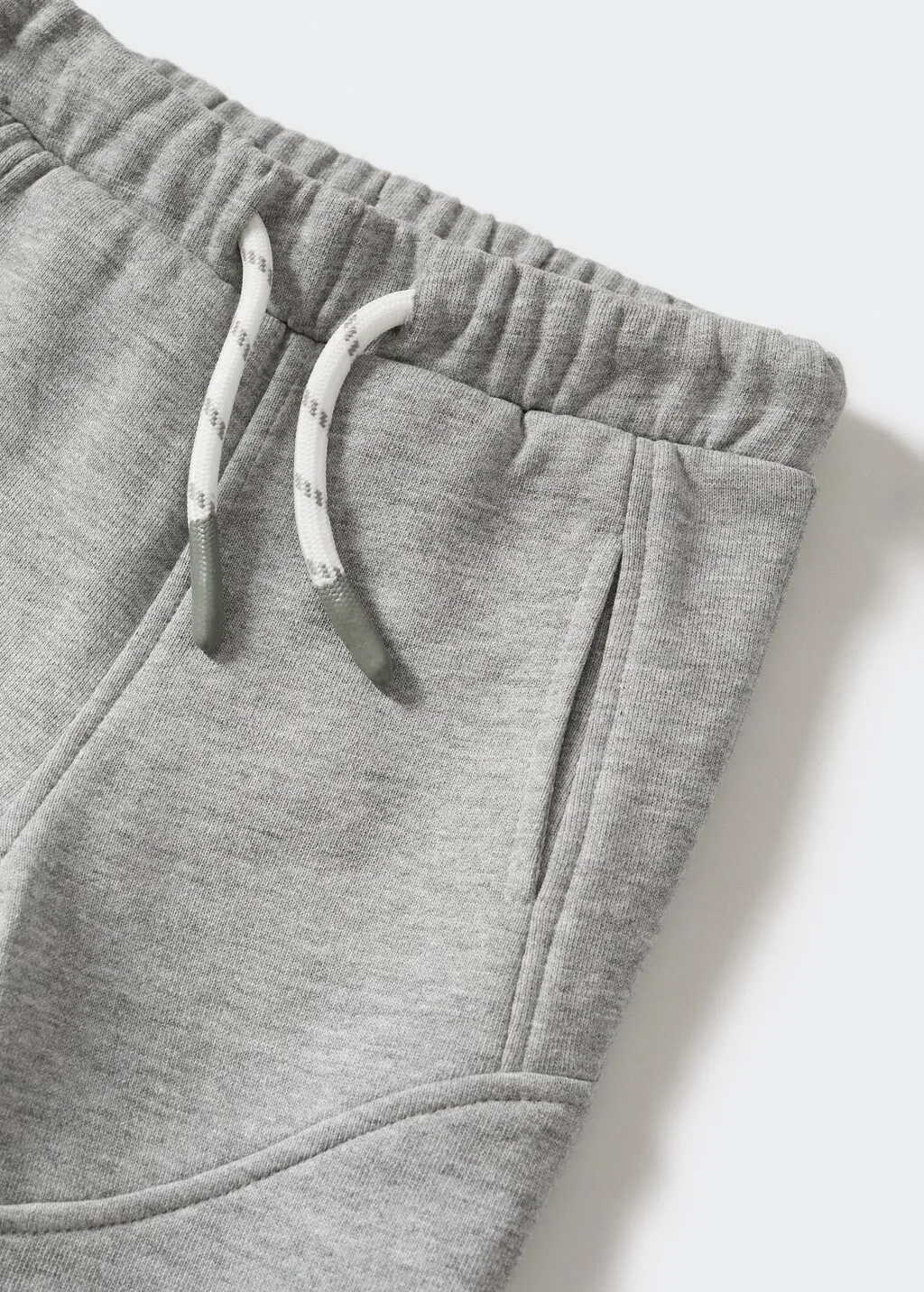 Pantaloni jogger