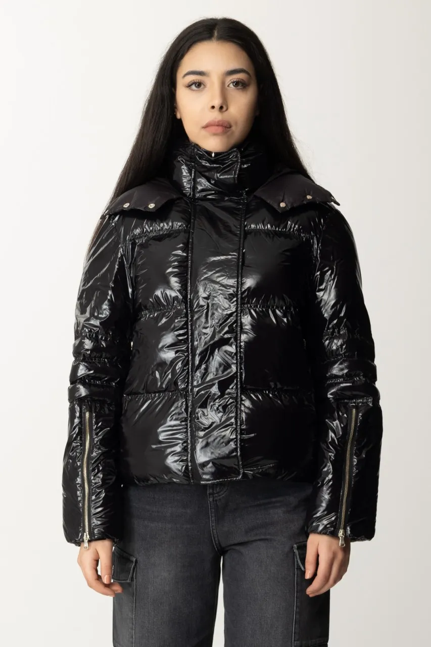 Piumino a collo alto in nylon lucido Nero