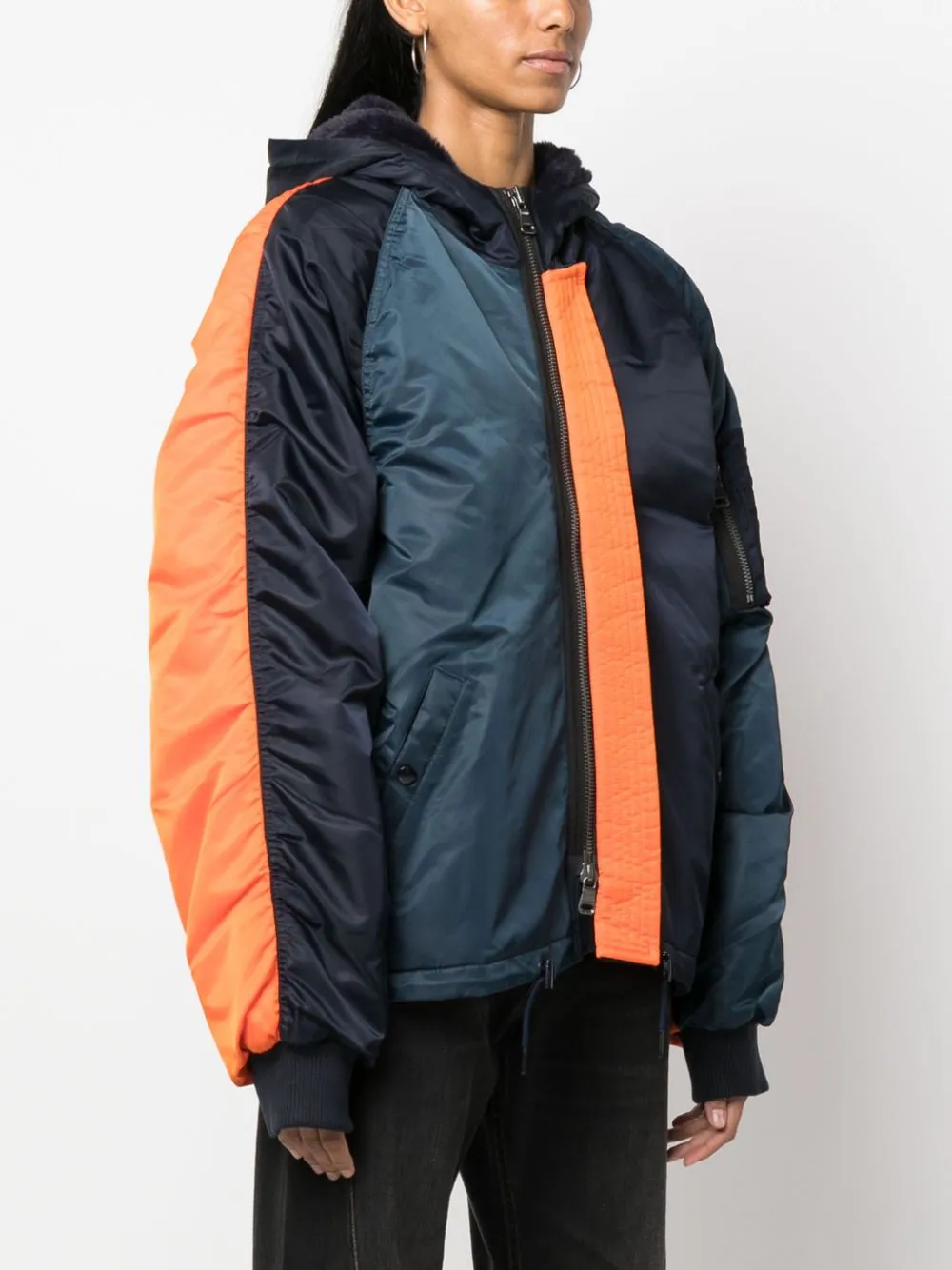 Piumino con cappuccio in blu e arancione - donna