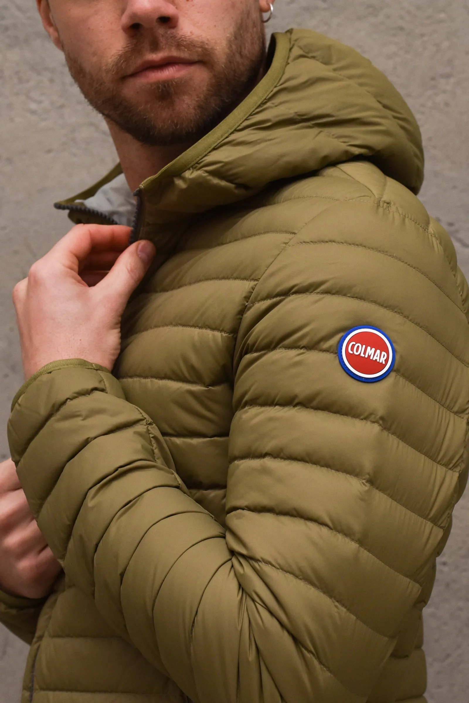Piumino uomo 100 gr con cappuccio green. 1277RARTICHOKE