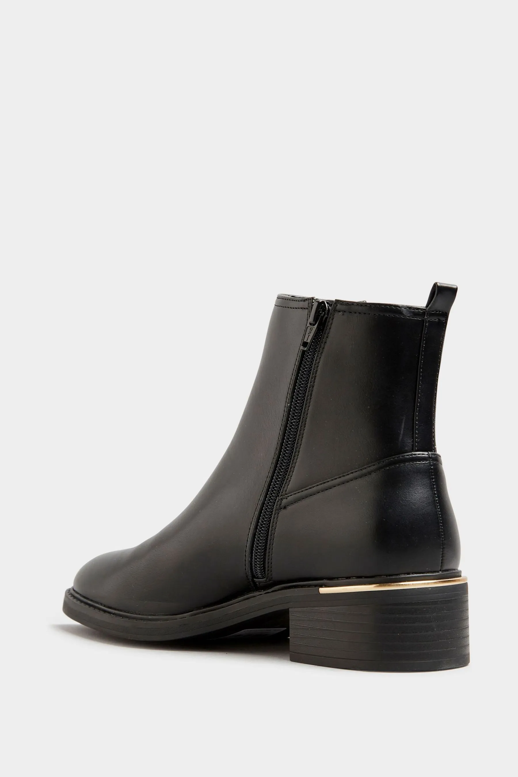 Sally - Tall lunga con Chelsea Stivali con bordi in metallo