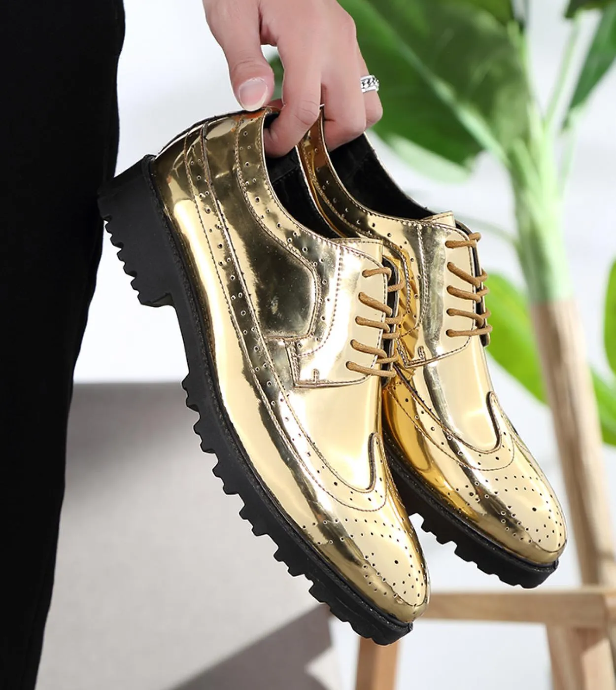 Scarpa casual per uomo Scarpe in pelle Oxford per uomo Abito da uomo Casual uomo a punta Luxury Fashion Business