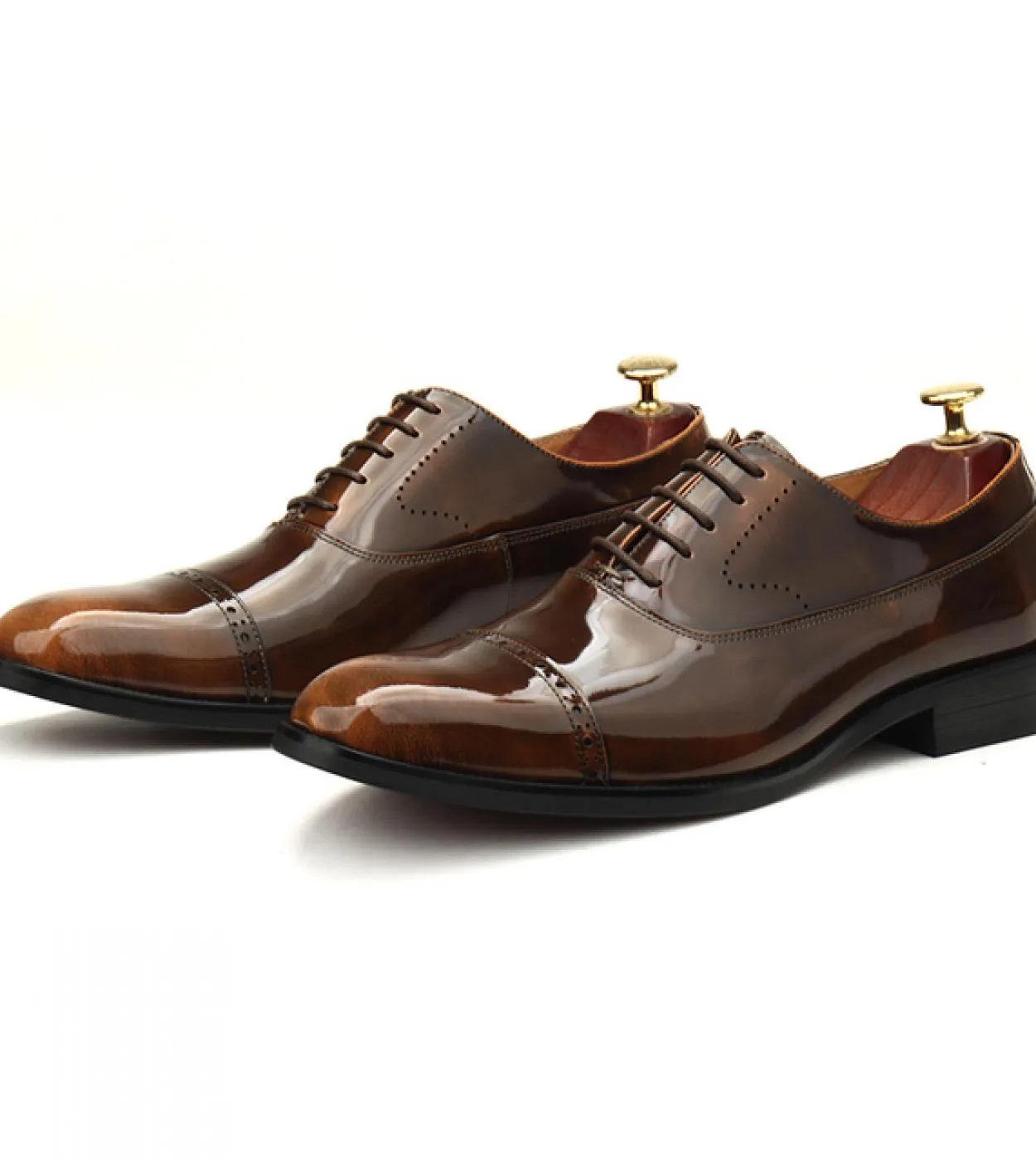 Scarpe brogue formali da uomo in pelle verniciata di lusso in vera pelle 2023 nuovo stile classico da uomo in pelle da lavoro so