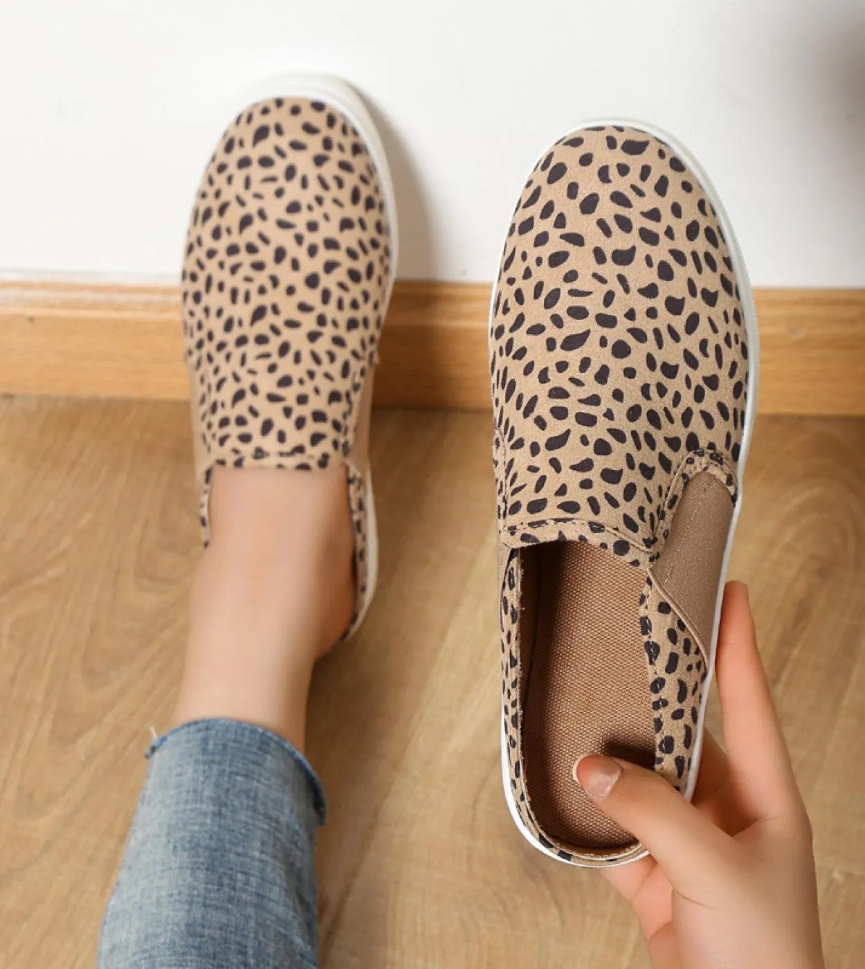 Scarpe da donna Scarpe casual da lavoro Slip On per donna Scarpe di tela Outdoor Mezzo supporto Scarpe casual Stile Scarpe casua