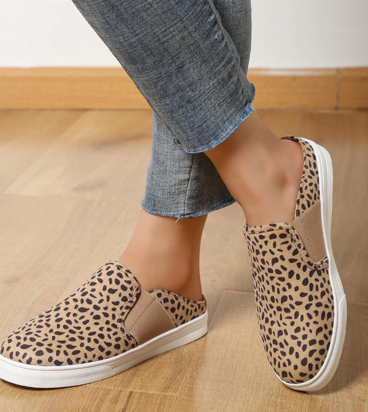 Scarpe da donna Scarpe casual da lavoro Slip On per donna Scarpe di tela Outdoor Mezzo supporto Scarpe casual Stile Scarpe casua