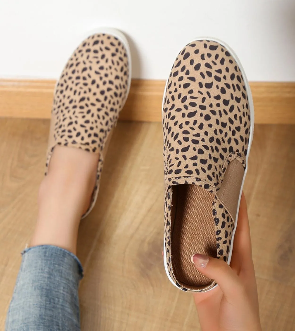 Scarpe da donna Scarpe casual da lavoro Slip On per donna Scarpe di tela Outdoor Mezzo supporto Scarpe casual Stile Scarpe casua