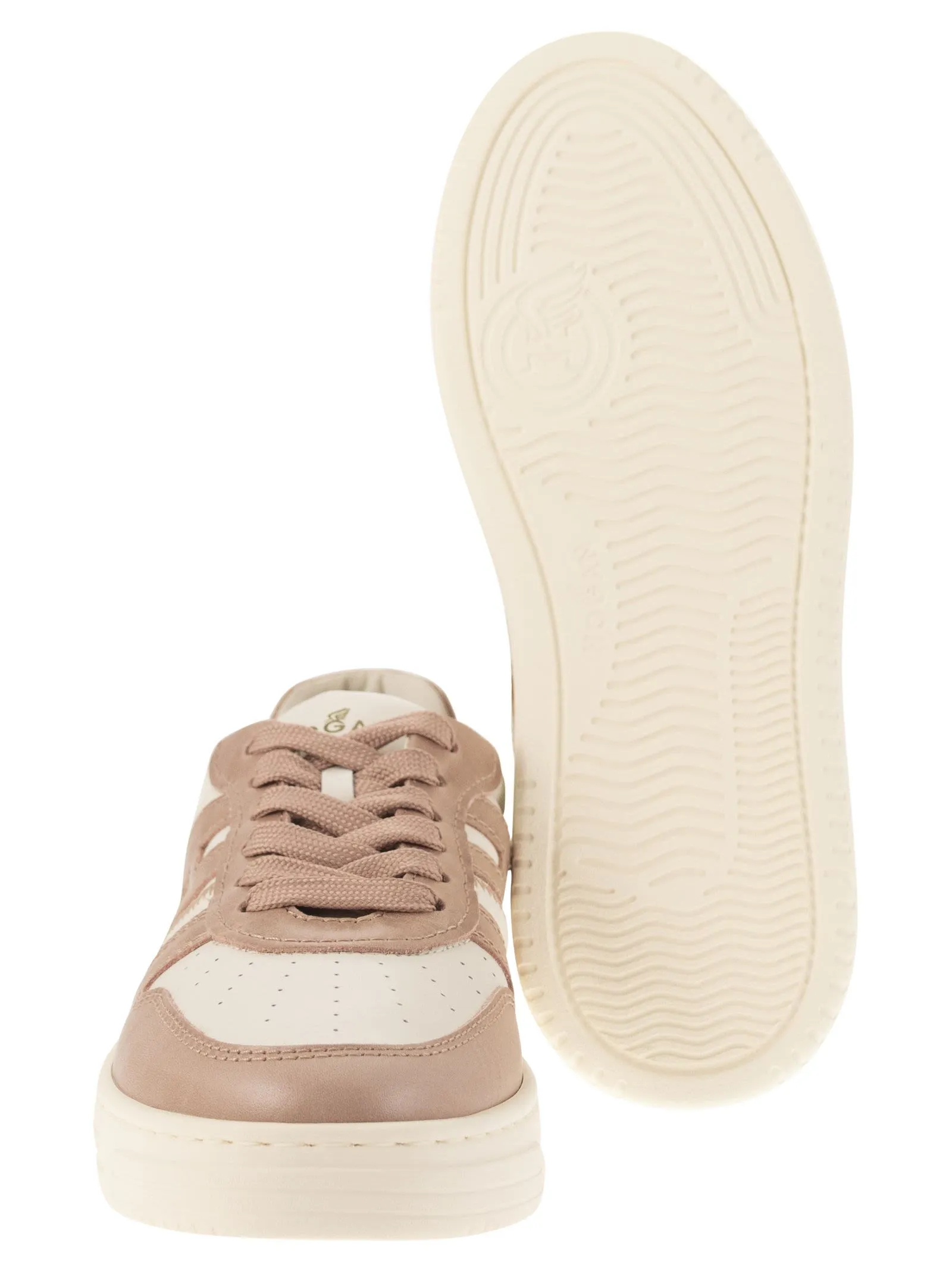 Sneakers H630
