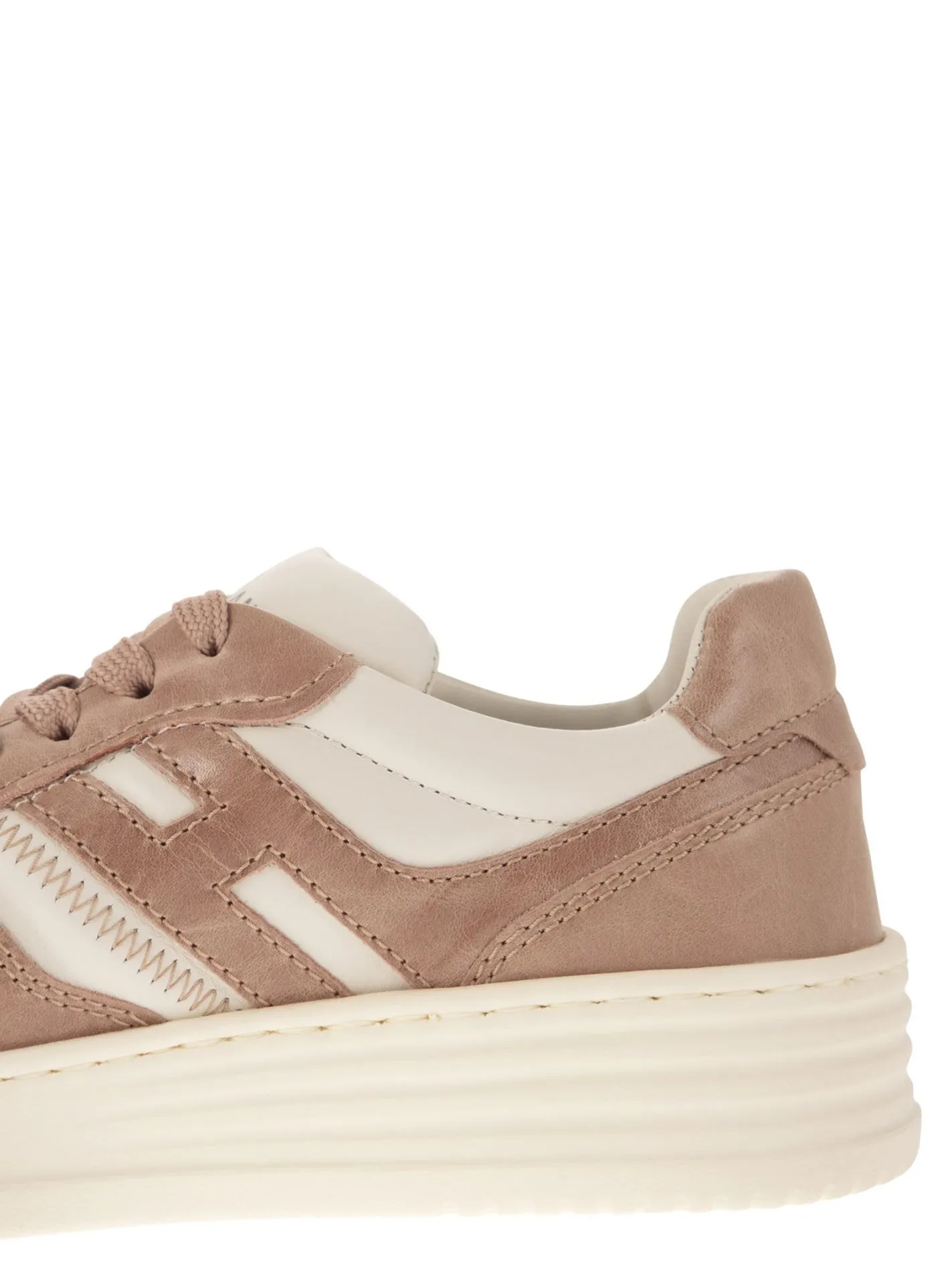 Sneakers H630