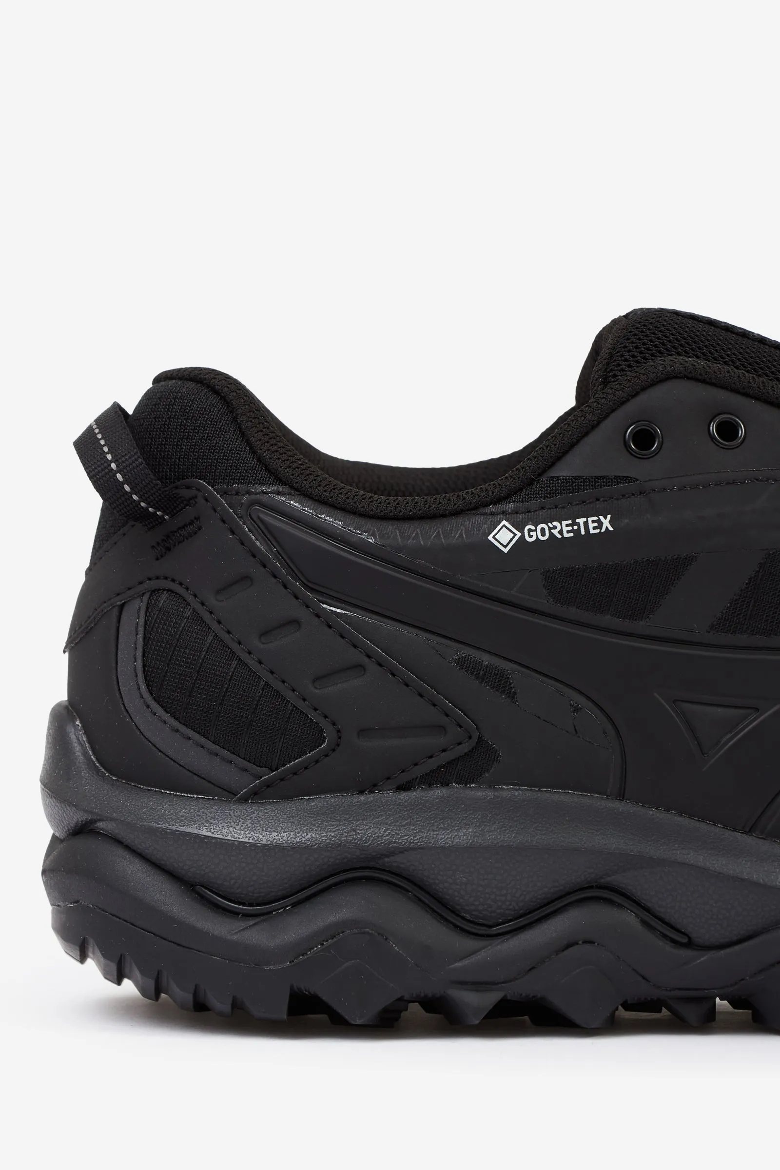Sneakers WAVE MUJIN GTX in pelle e tessuto nero