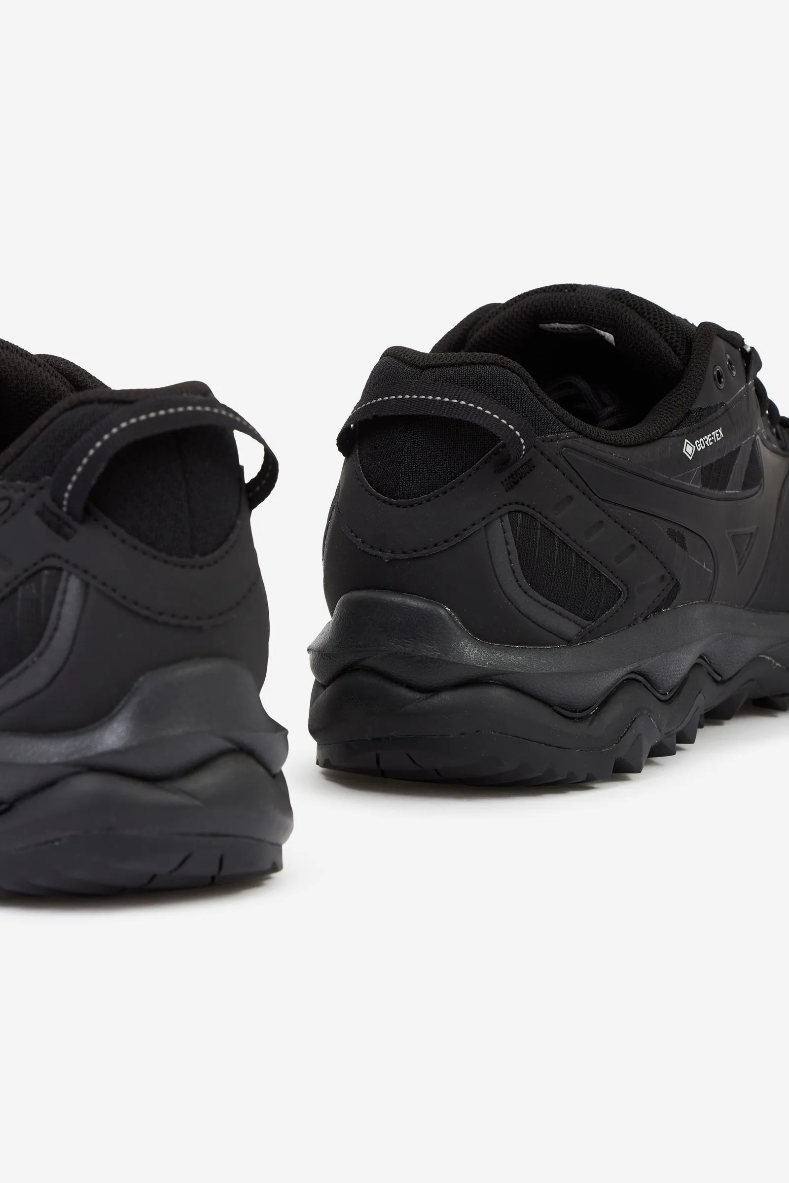 Sneakers WAVE MUJIN GTX in pelle e tessuto nero