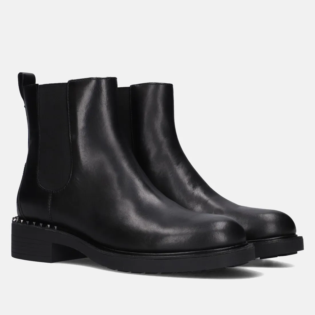 Stivaletto Chelsea Ash Fancy 01 in pelle nera con borchie