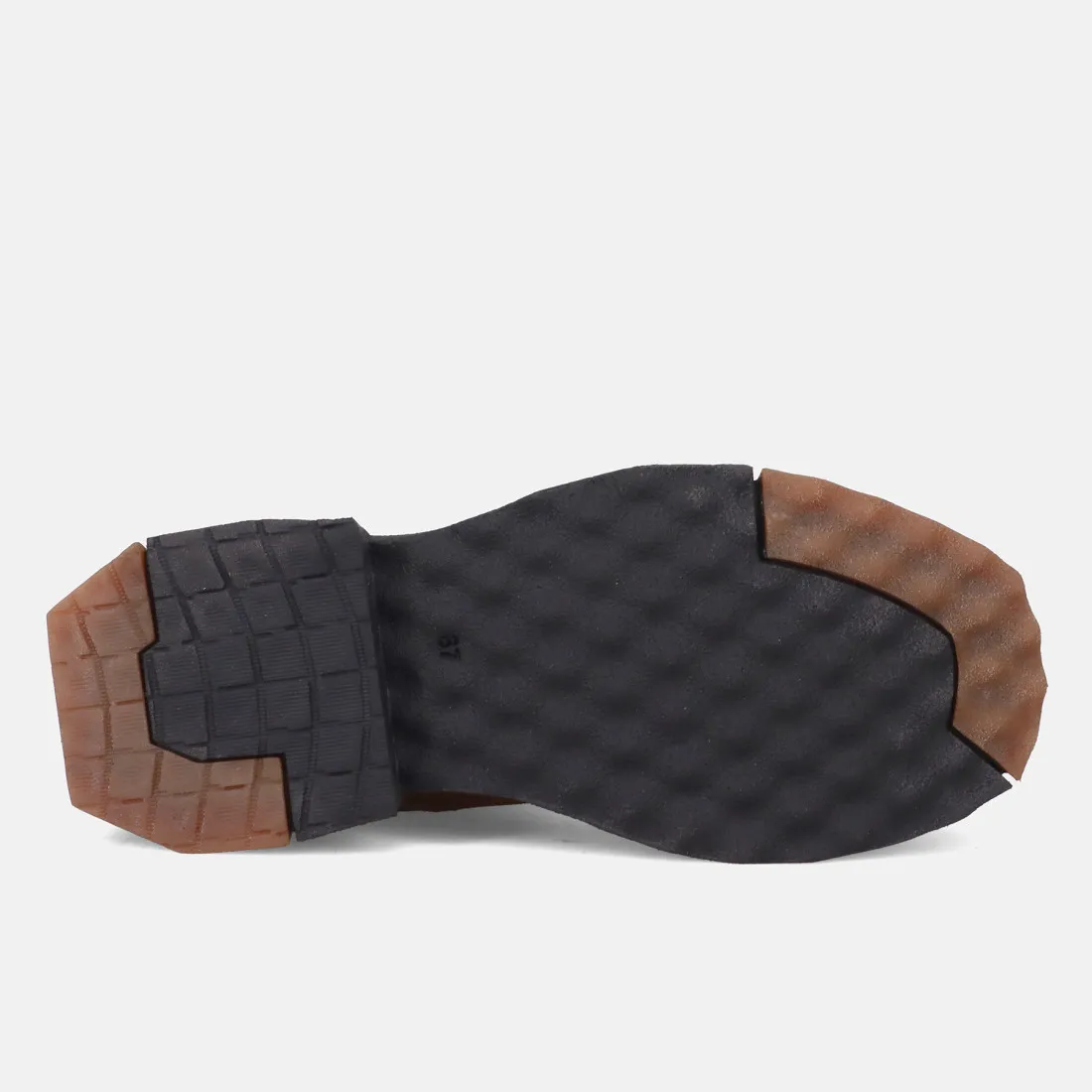 Stivaletto Chelsea Vicolo 8 in suede sigaro con suola bicolore