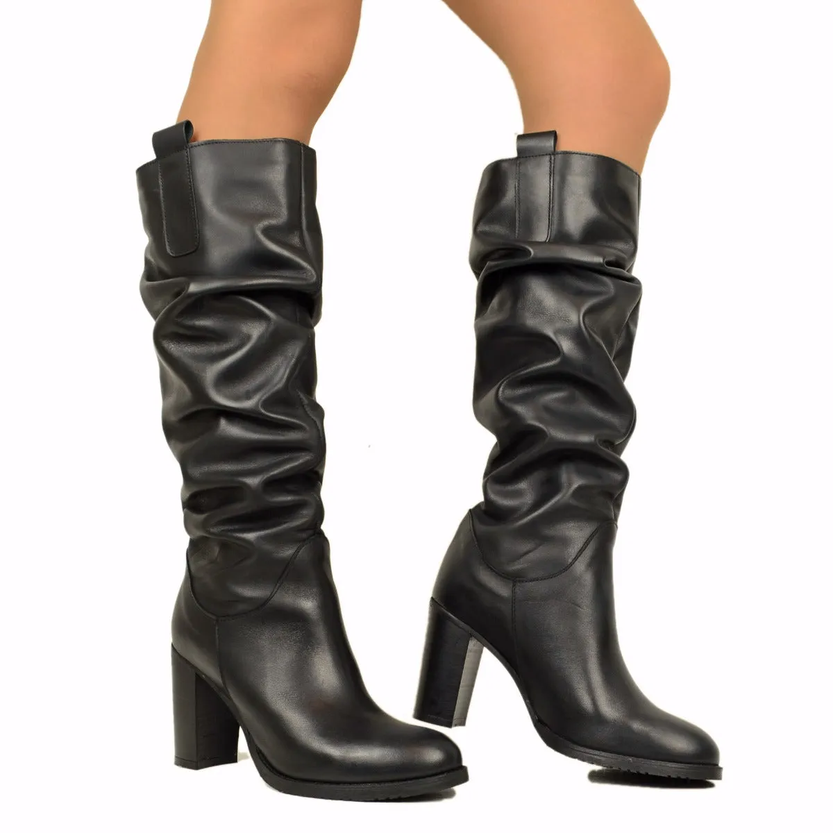 Stivali Donna Slouchy Plissettati in Pelle Nera Punta Tonda