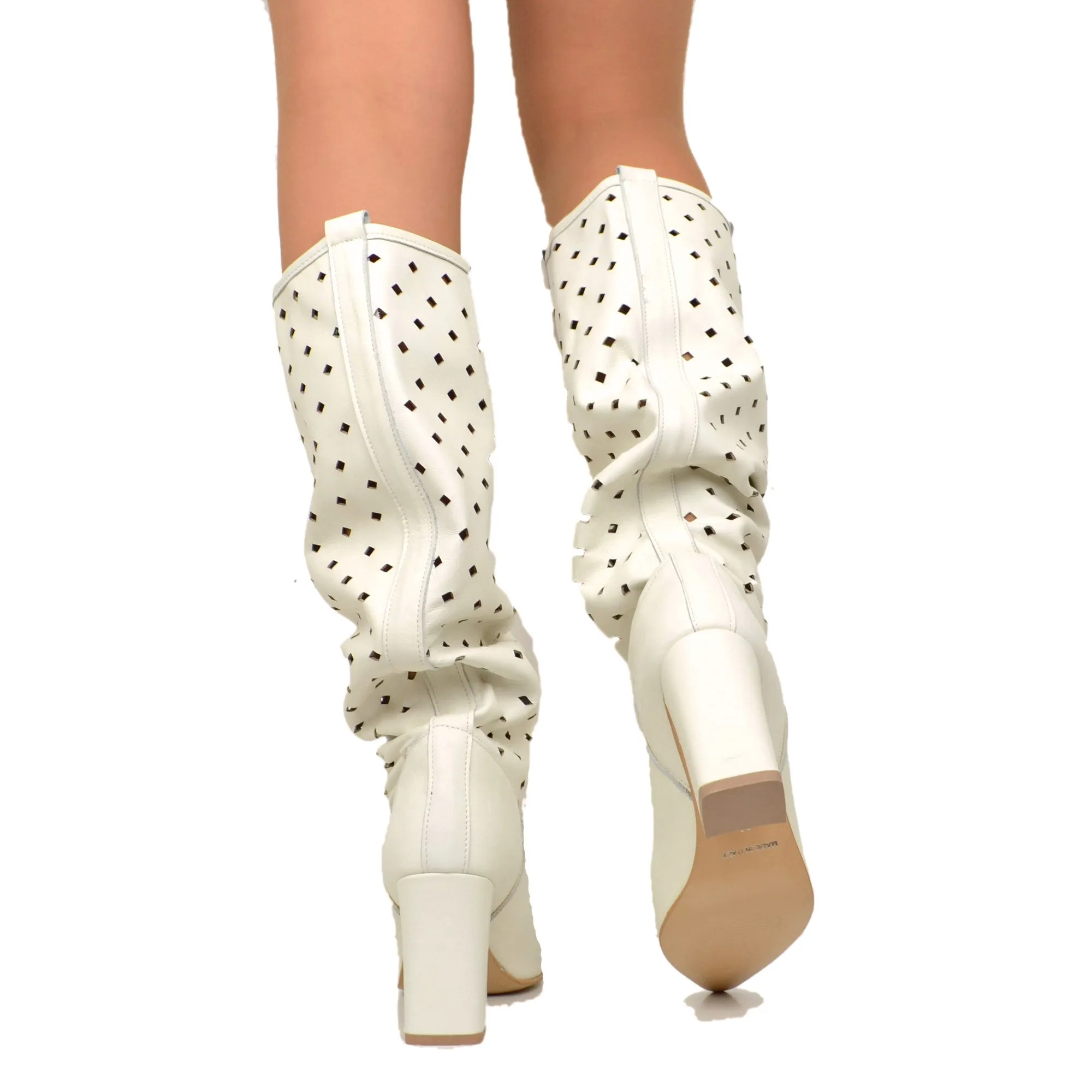 Stivali Estivi Traforati Alti Offwhite in Pelle Made in Italy