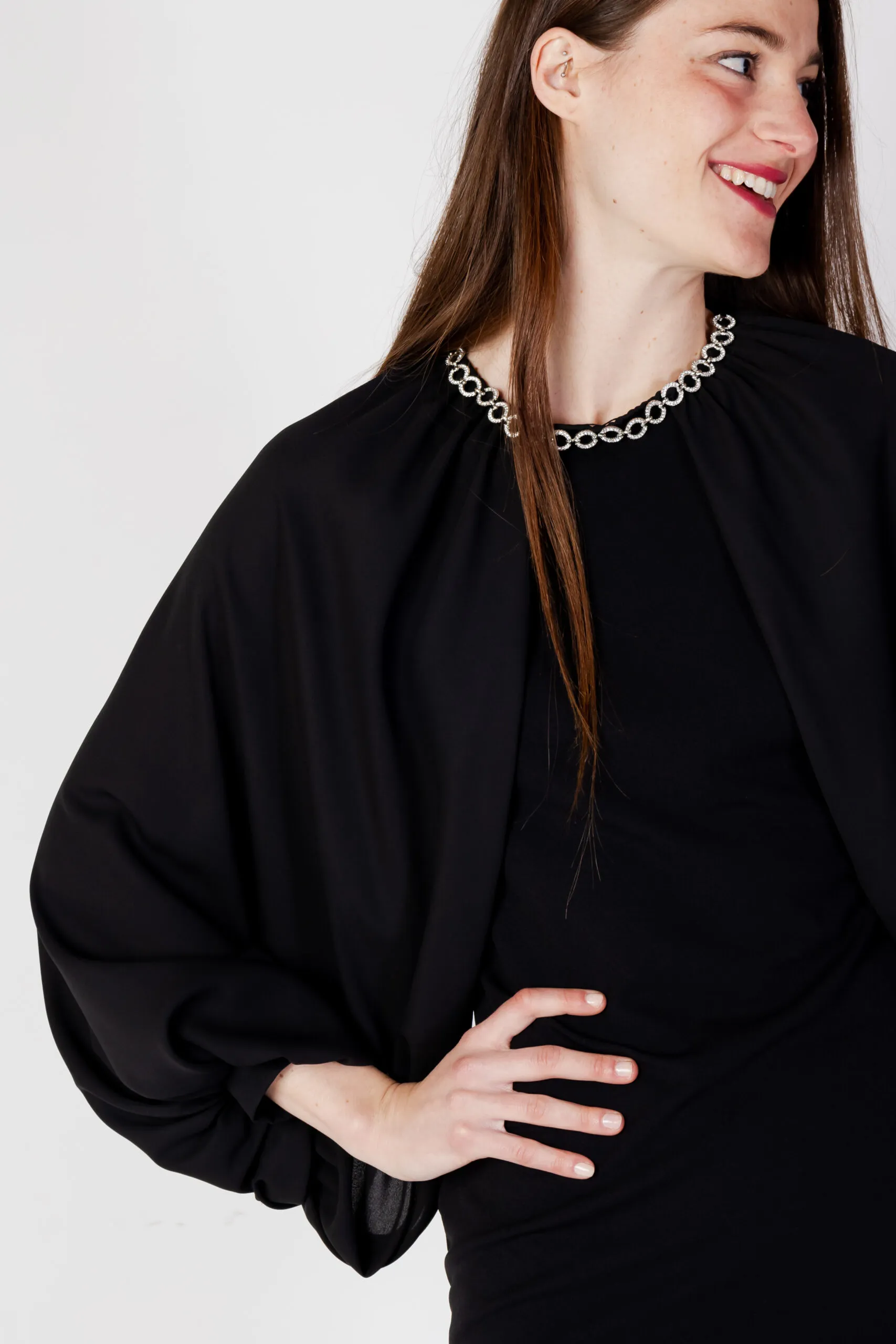 Vestito lungo Rinascimento applicazione giro collo Nero